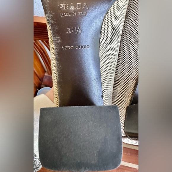 Vintage Prada Brown tweed shoes with square toe and heel 37 1/2 B. - Picture 8 of 13